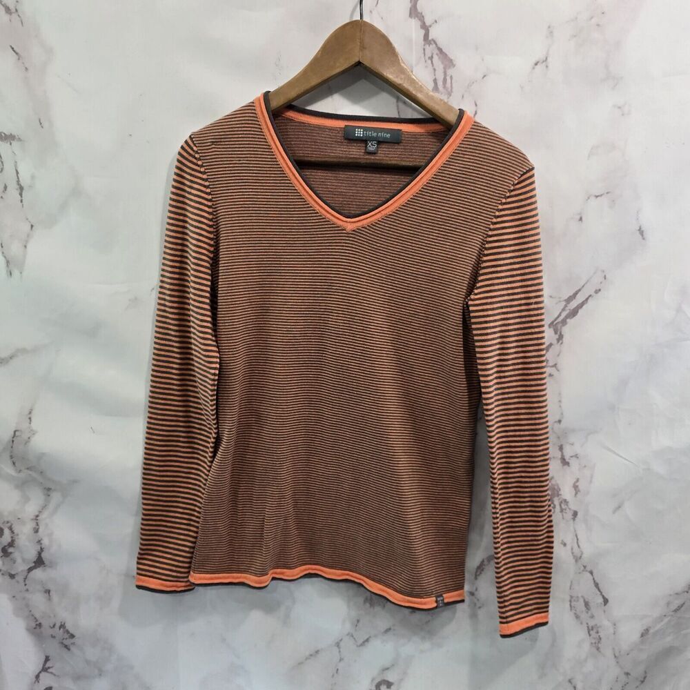Title Nine Sweater Womens XS Orange Gray Striped Pullover Lightweight Neon